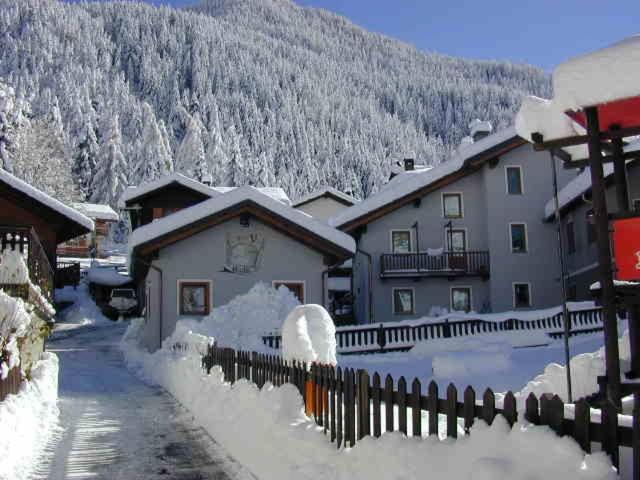 Meuble Lo Miete Viei Hotel Champoluc Ngoại thất bức ảnh